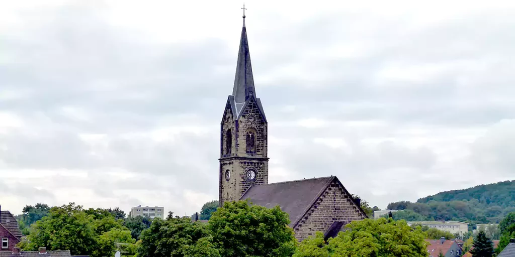 Erlöserkirche Witten-Annen, Blick vom Turm der kath. St. Josef Kirche (Foto: Marek Schirmer)